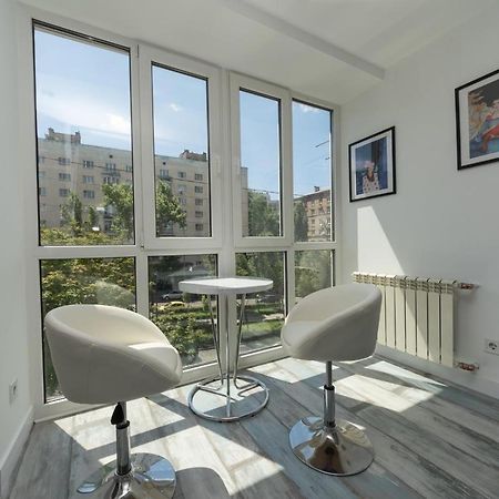 키예프 Flat24 On Lesi Ukrainki 3 아파트 외부 사진