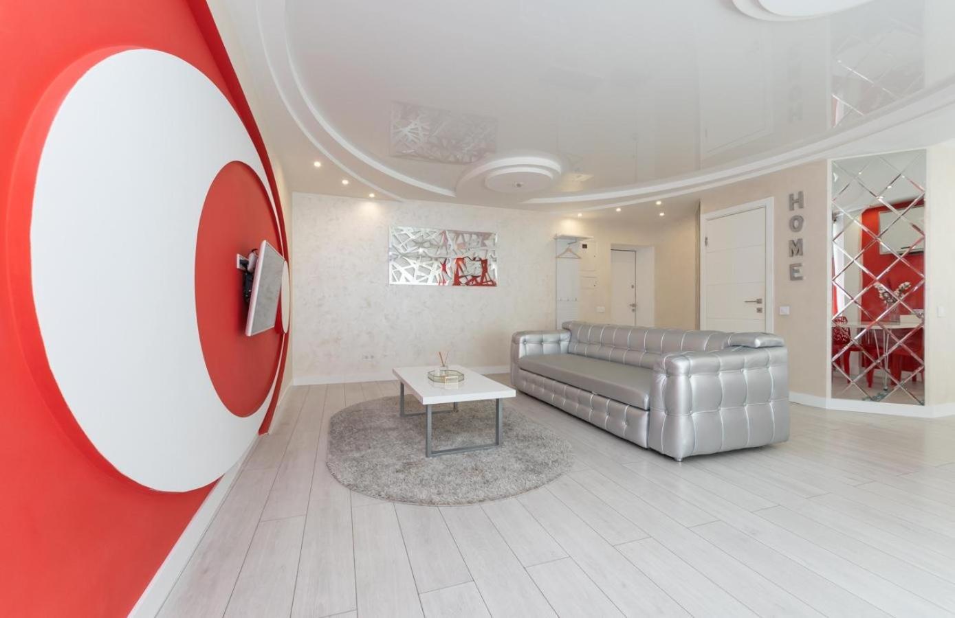 키예프 Flat24 On Lesi Ukrainki 3 아파트 외부 사진