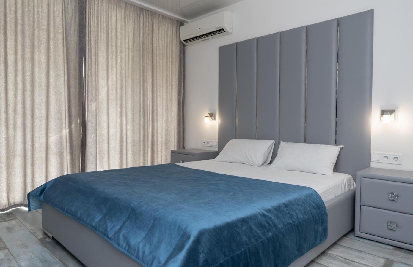 키예프 Flat24 On Lesi Ukrainki 3 아파트 외부 사진